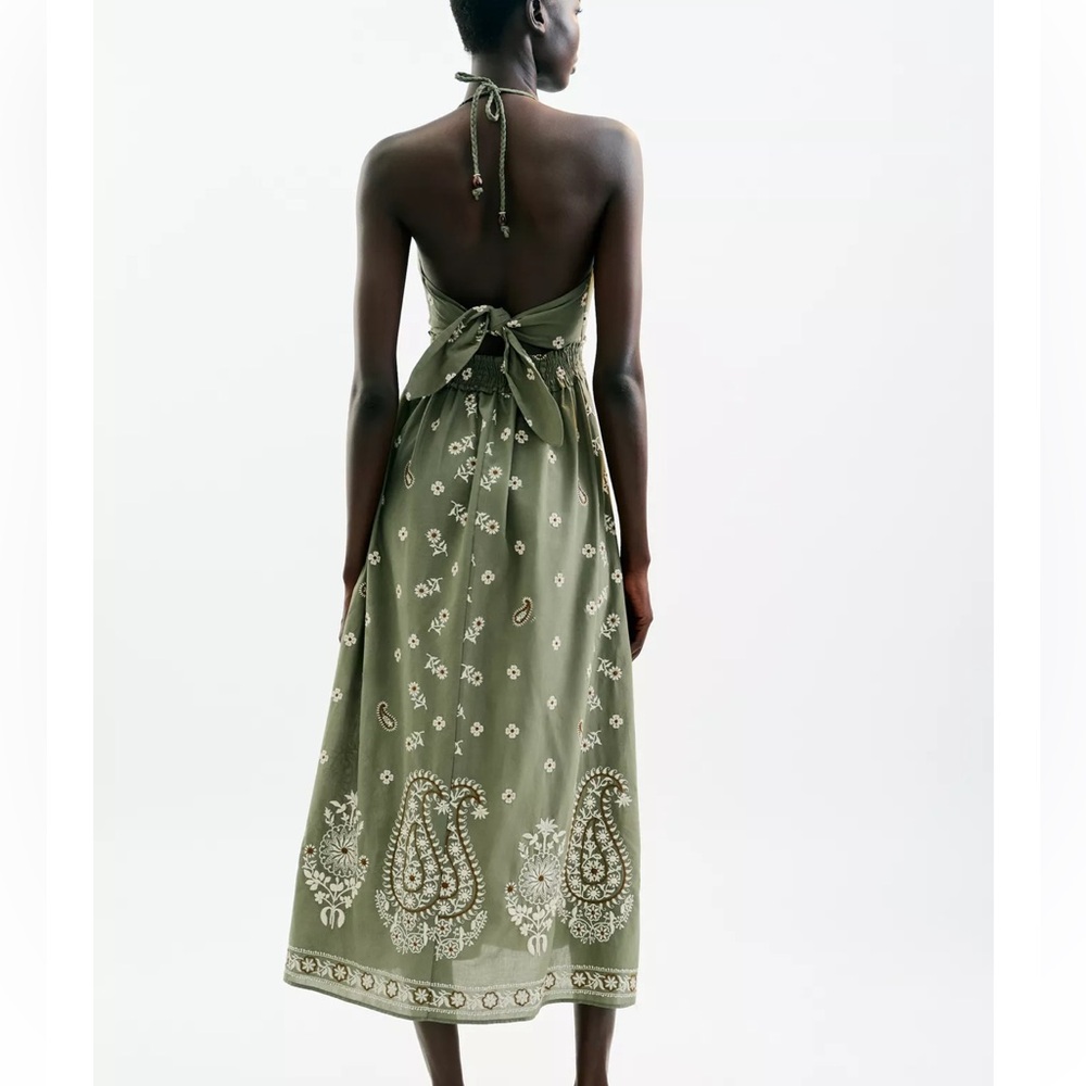 Xs-S Zara green embroidered dress